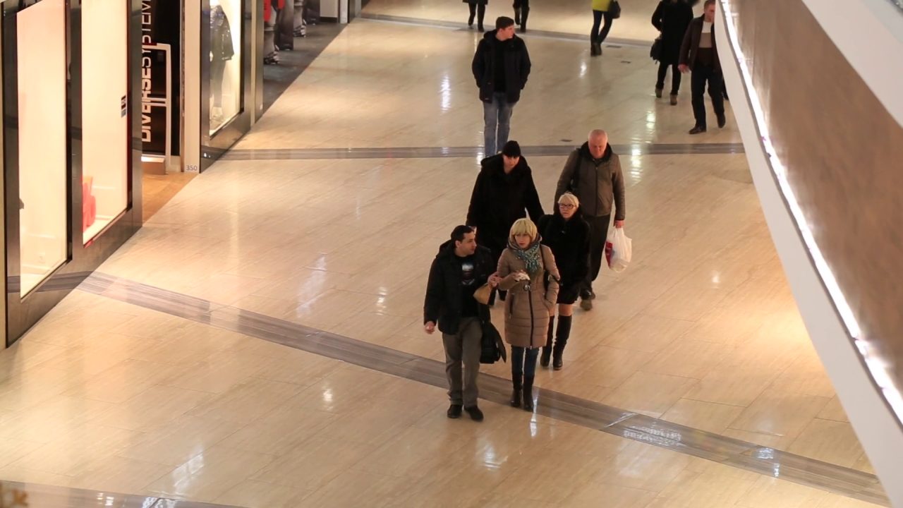 Fluxo e Contagem de Pessoas — Corredor de shopping